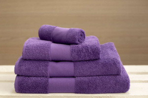 Olima - Classic Towel Badetuch (Purple)